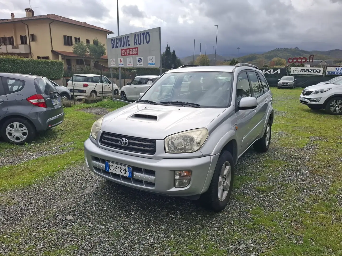 Toyota RAV 4 RAV4 2.0 - 5 porte con GANCIO TRAINO Grigio - 1