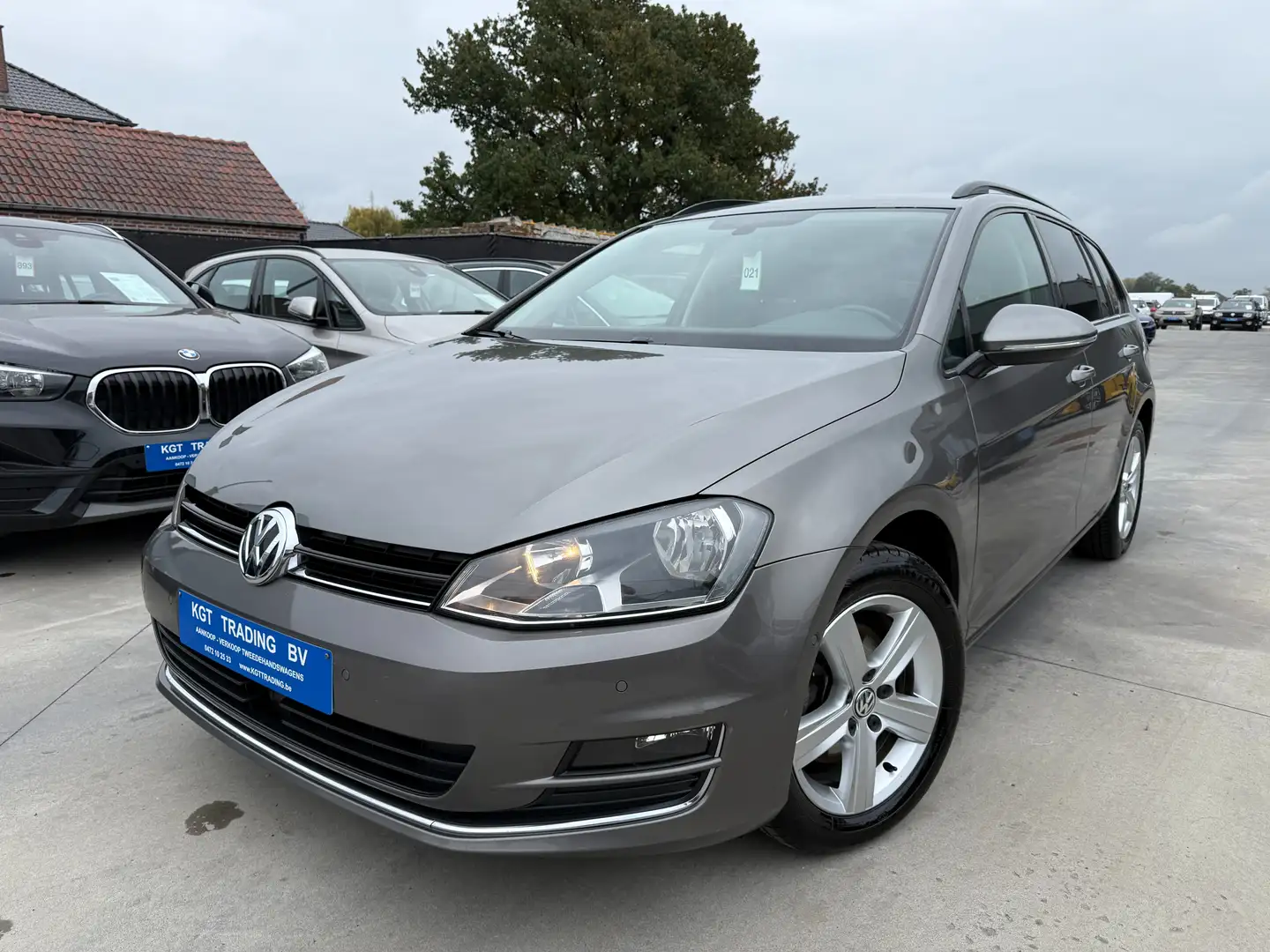 Volkswagen Golf Variant 1.6 TDI HIGHLINE NAVIGATIE SPORTZETELS PDC ALU A/C Grau - 1