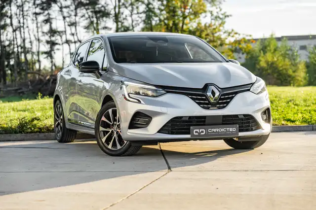 Renault Clio Clio Hybrid 1.6i E-TECH Techno