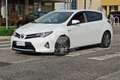 Toyota Auris 1.8 Hybrid Active Plus UNICO PROPRIETARIO KM CERT Blanco - thumbnail 1