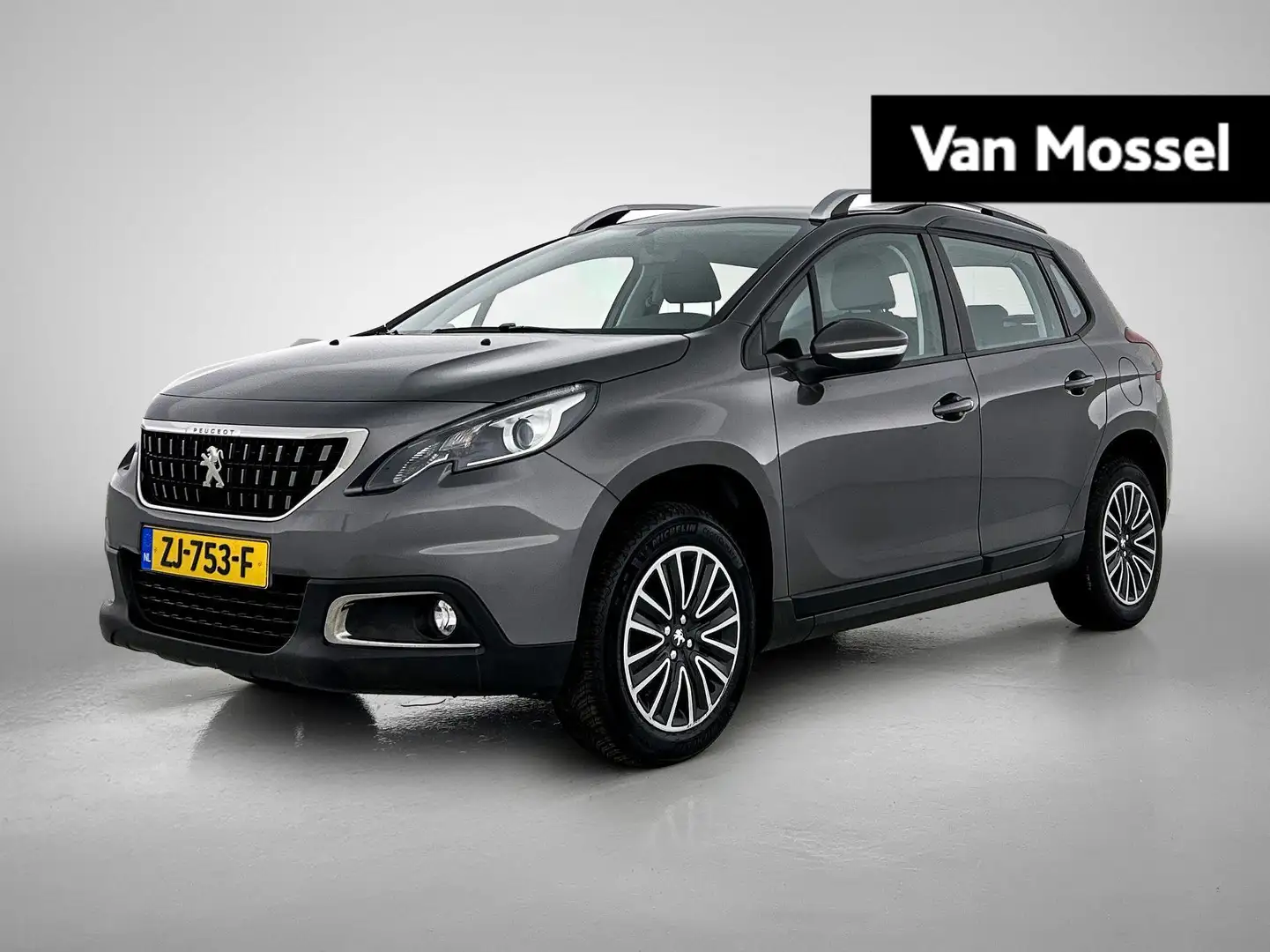 Peugeot 2008 1.2 PureTech Blue Lion | 82pk | 62.000km! | Trekha Grijs - 1