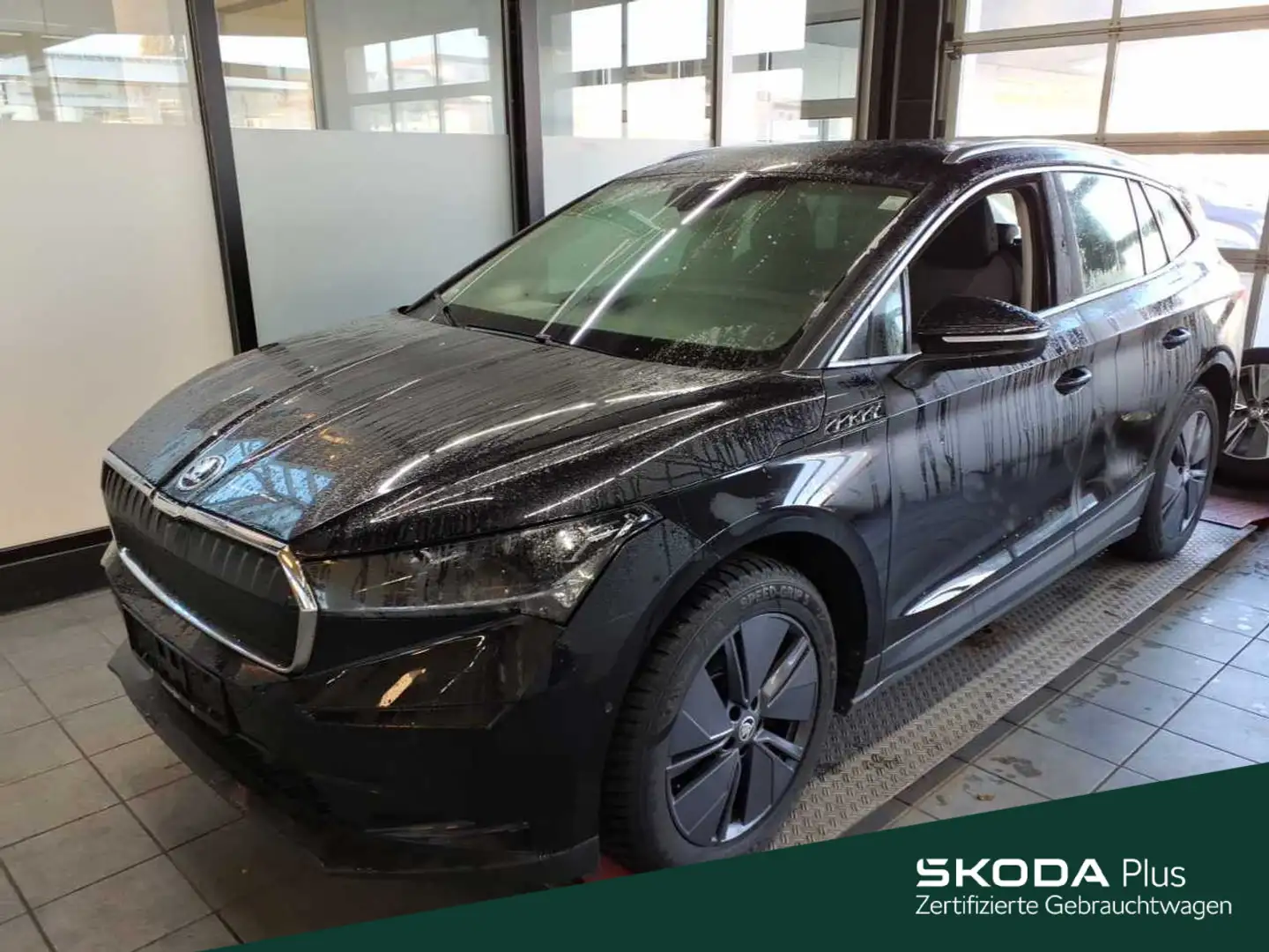 Skoda Enyaq 80 82 KWh *NAVI*AHK*ASSIST*WÄRMEP.*19ZOLL Schwarz - 1