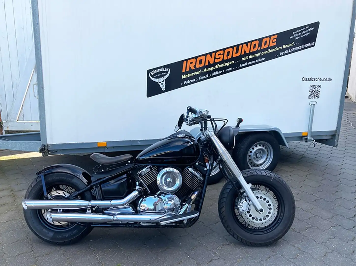 Yamaha XVS 1100 BR - Black Beauty Bobber Schwingheck + Falcon TOP* Black - 1