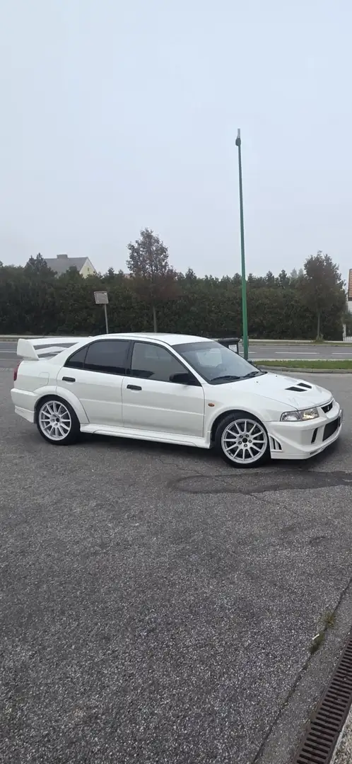 Mitsubishi Carisma GT Evolution VI RS 4WD - 1