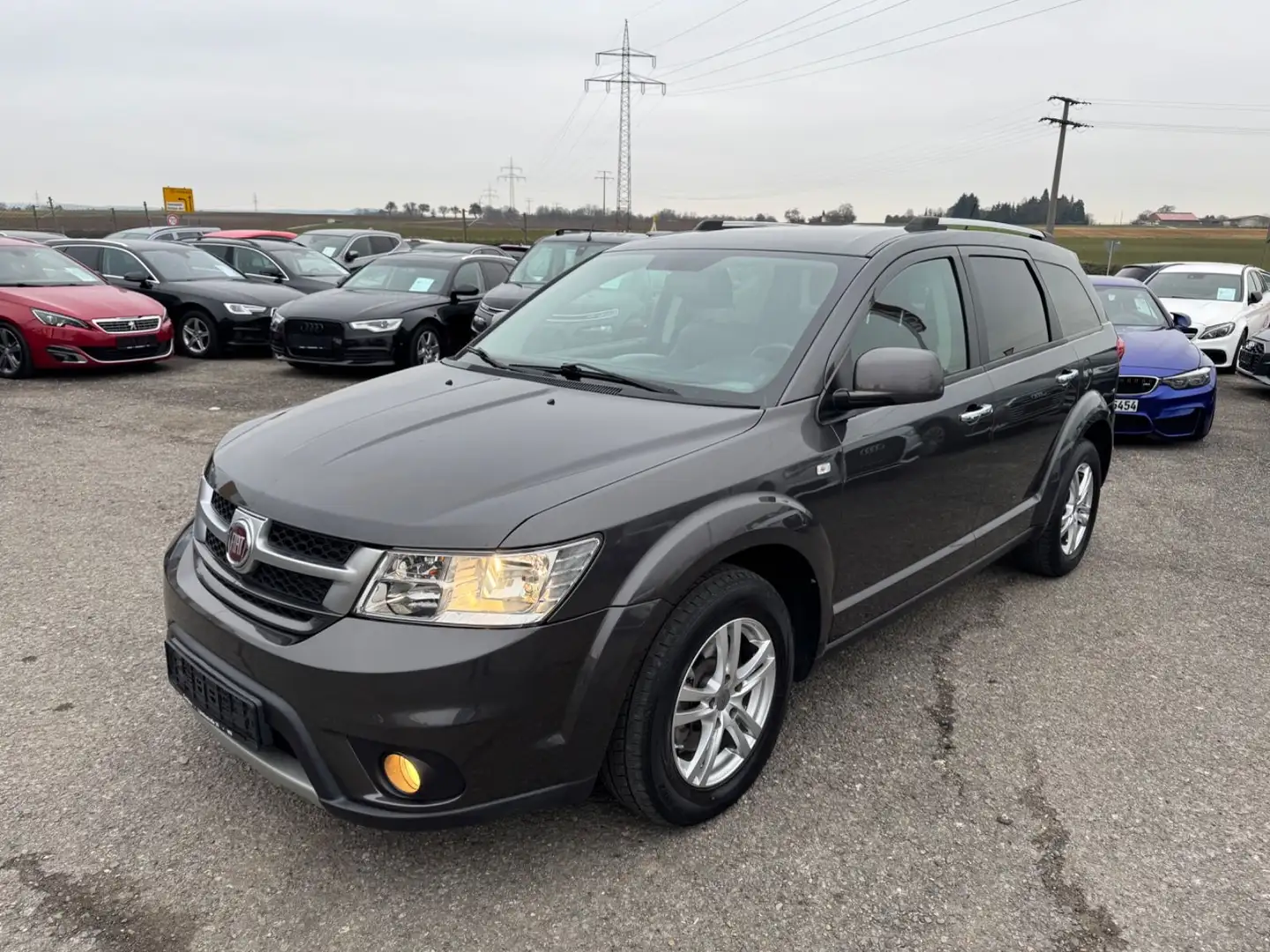 Fiat Freemont Lounge Auto. AWD 7-Sitzer Kamera Navi Grau - 1