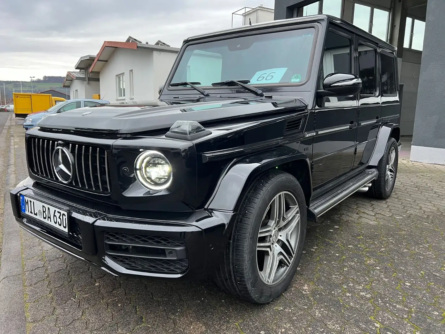 Mercedes-Benz G 63 AMG *4x4*SHD*SHZ*NAVI*VOLLAUSSTATTUNG*TÜVNEU Noir - 1