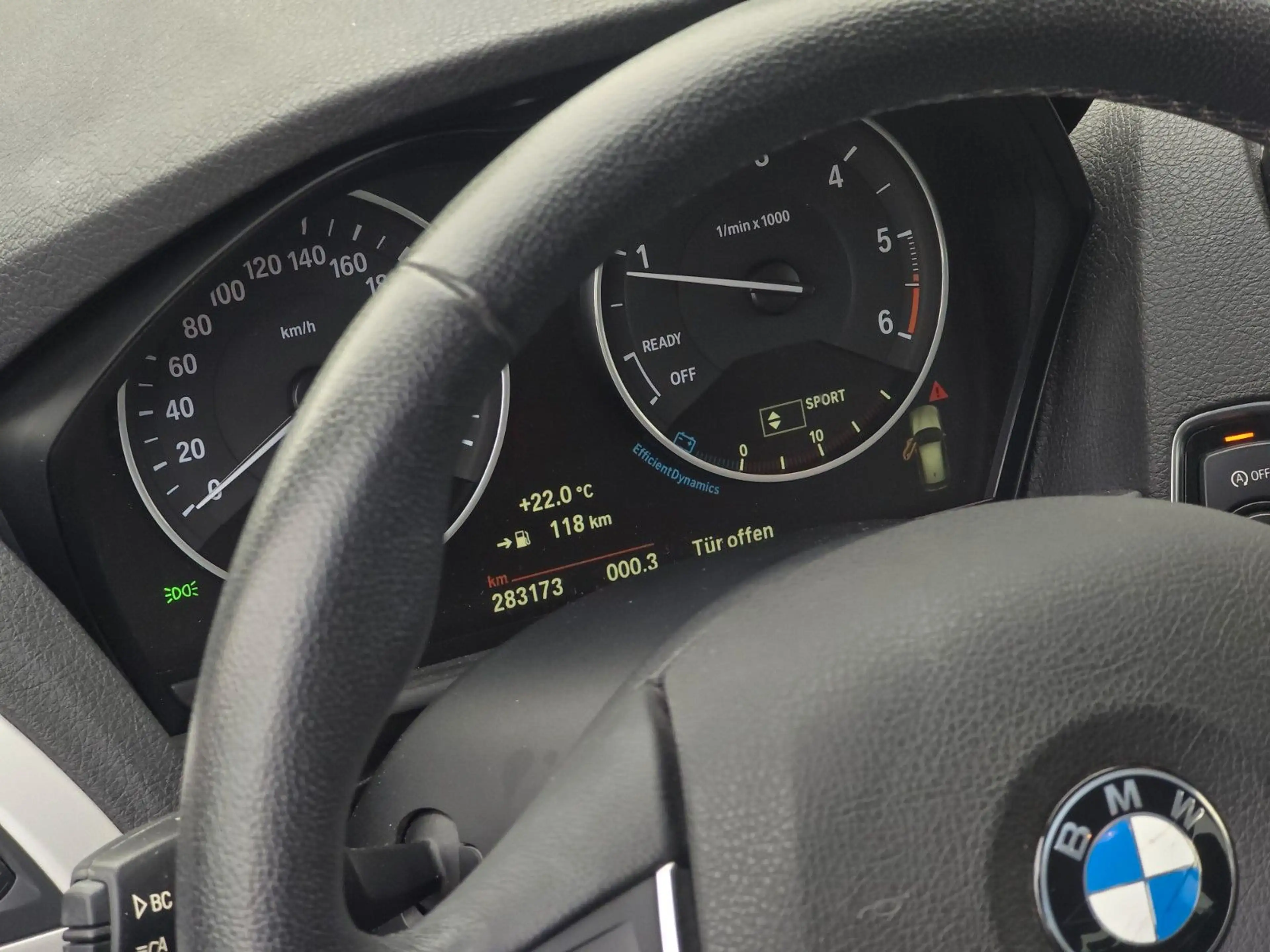 BMW 118 118d xDrive (Volle Servicehistorie) — photo 12