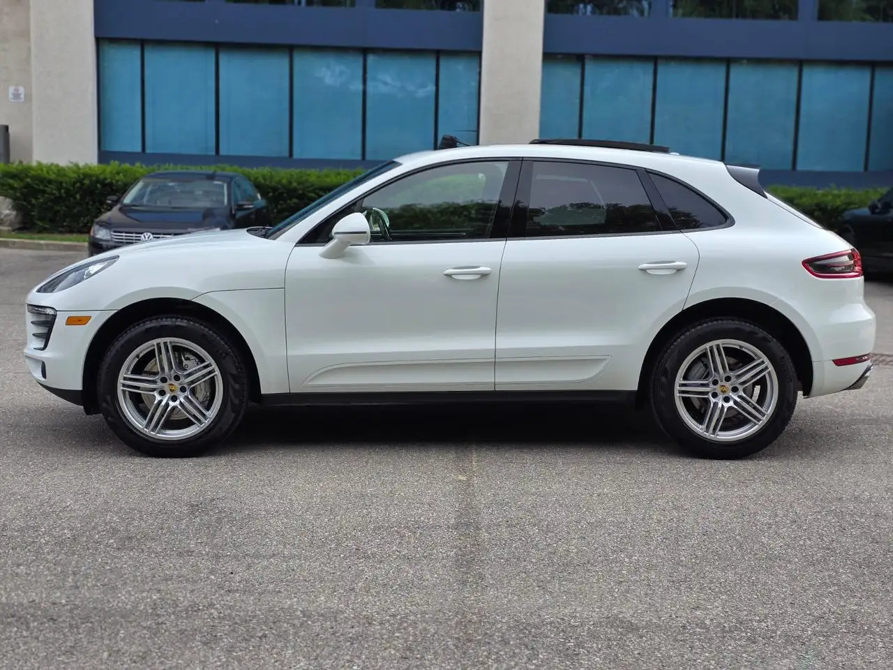 Porsche Macan снимка Porsche Macan