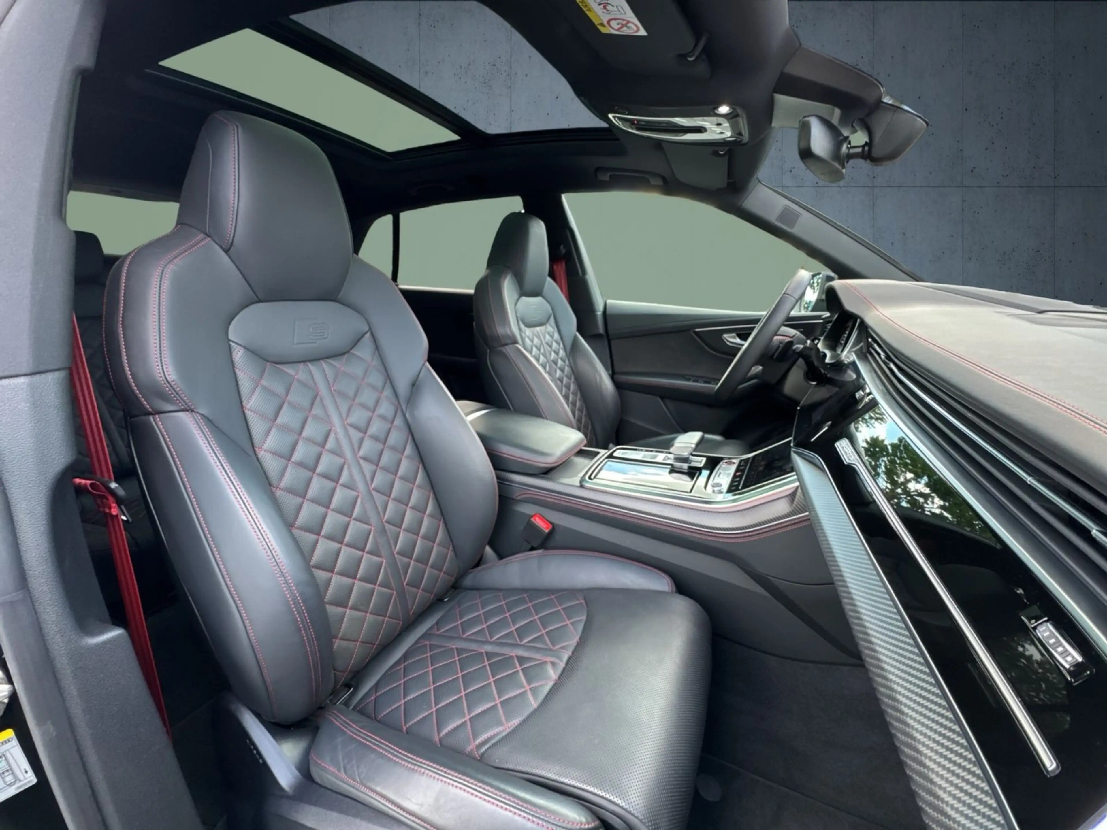 Audi SQ8 TFSI AHK/StHz/HDMatrix/23''/HuD/B&O/Pano/Ass — photo 14