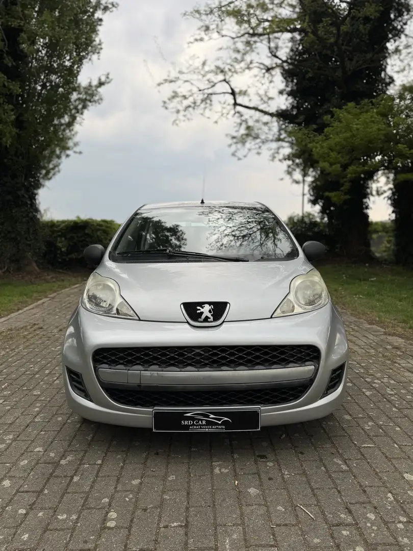 Peugeot 107 1.0i 1ere propriétaire / prête à immatriculée Gris - 2
