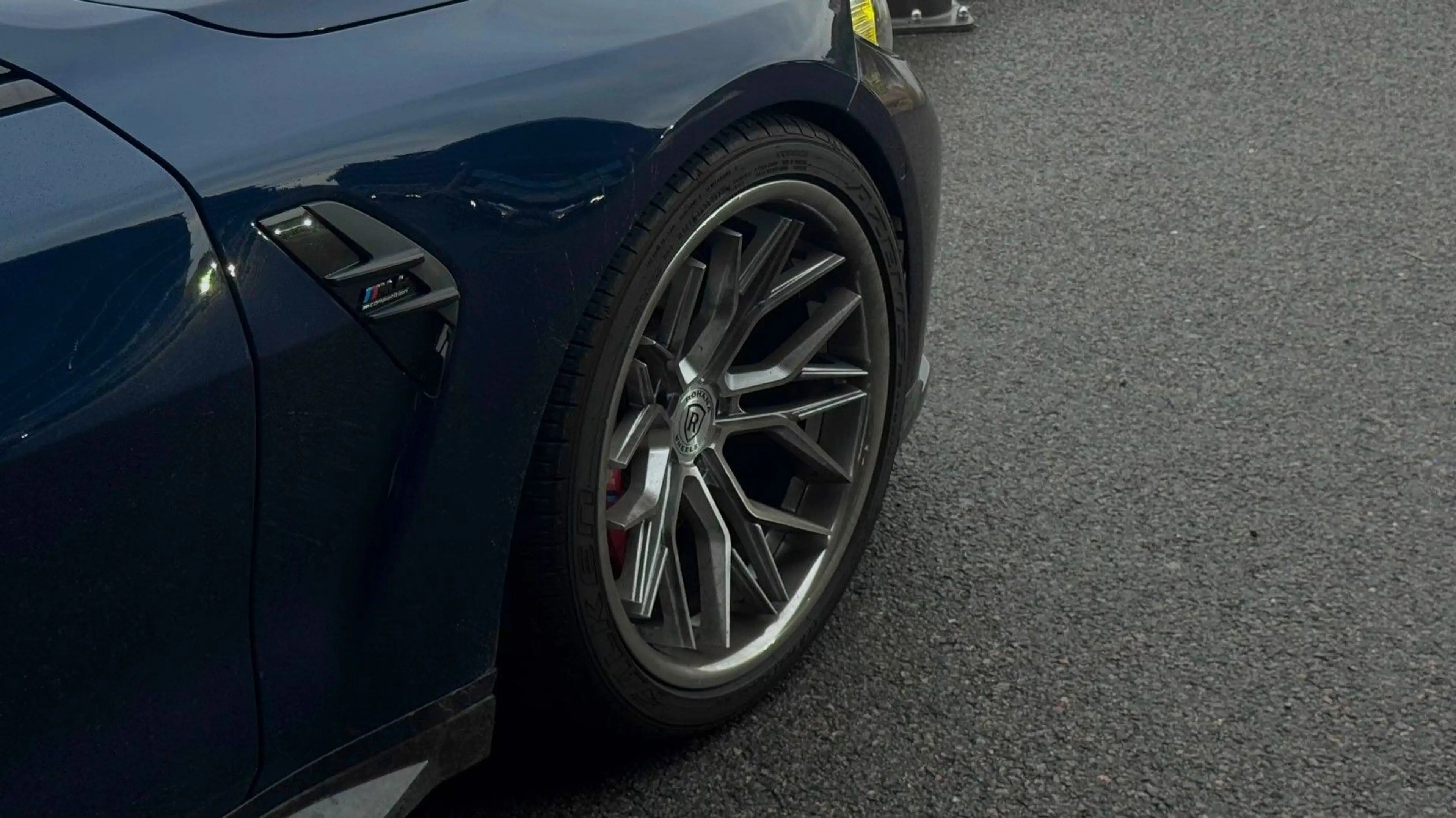 BMW M4 Competition/ACC/HUD/360°/LASER/Carbon/H&K/R20 — photo 13