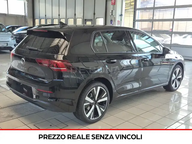 Volkswagen Golf view 4