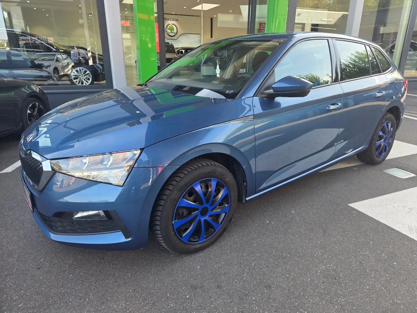 Skoda Scala " Ihr Skoda Vertragshändler " incl. AndroidAuto Blau - 1