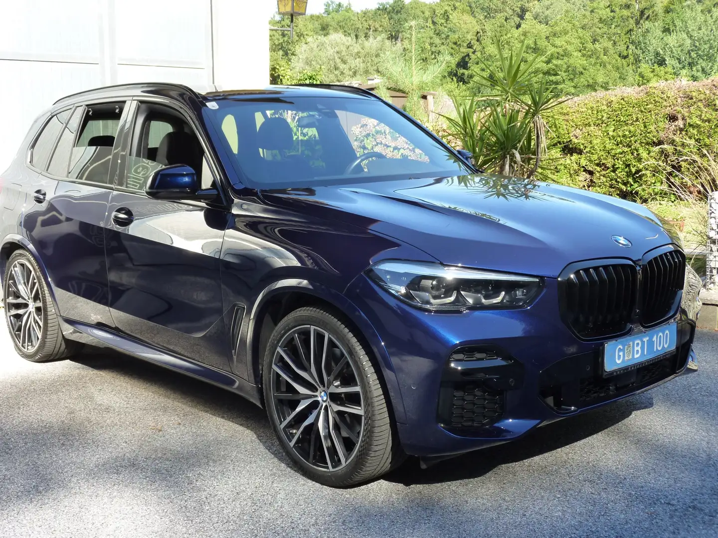 BMW X5 xDrive 30 d M Sport *7-Sitzer* Luft*AHK*HuD*Memory Blau - 1