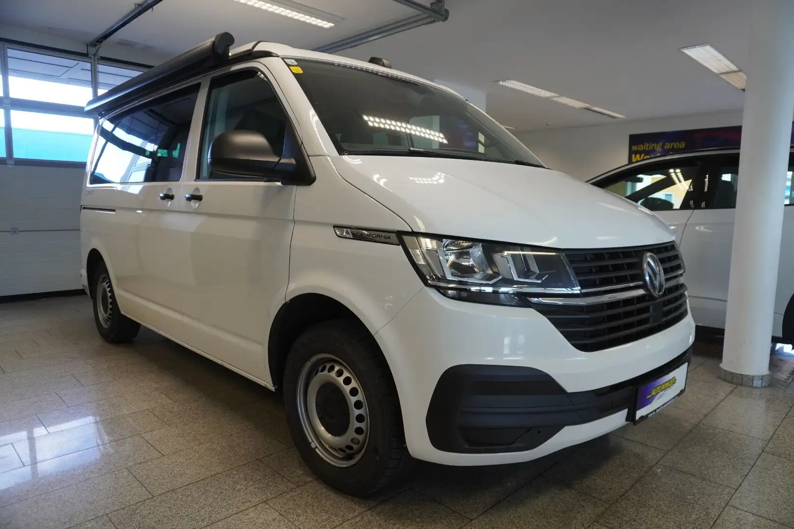 Volkswagen T6.1 California T6.1 2.0 TDI California Coast Camper/Navi/Kamera/ Weiß - 2