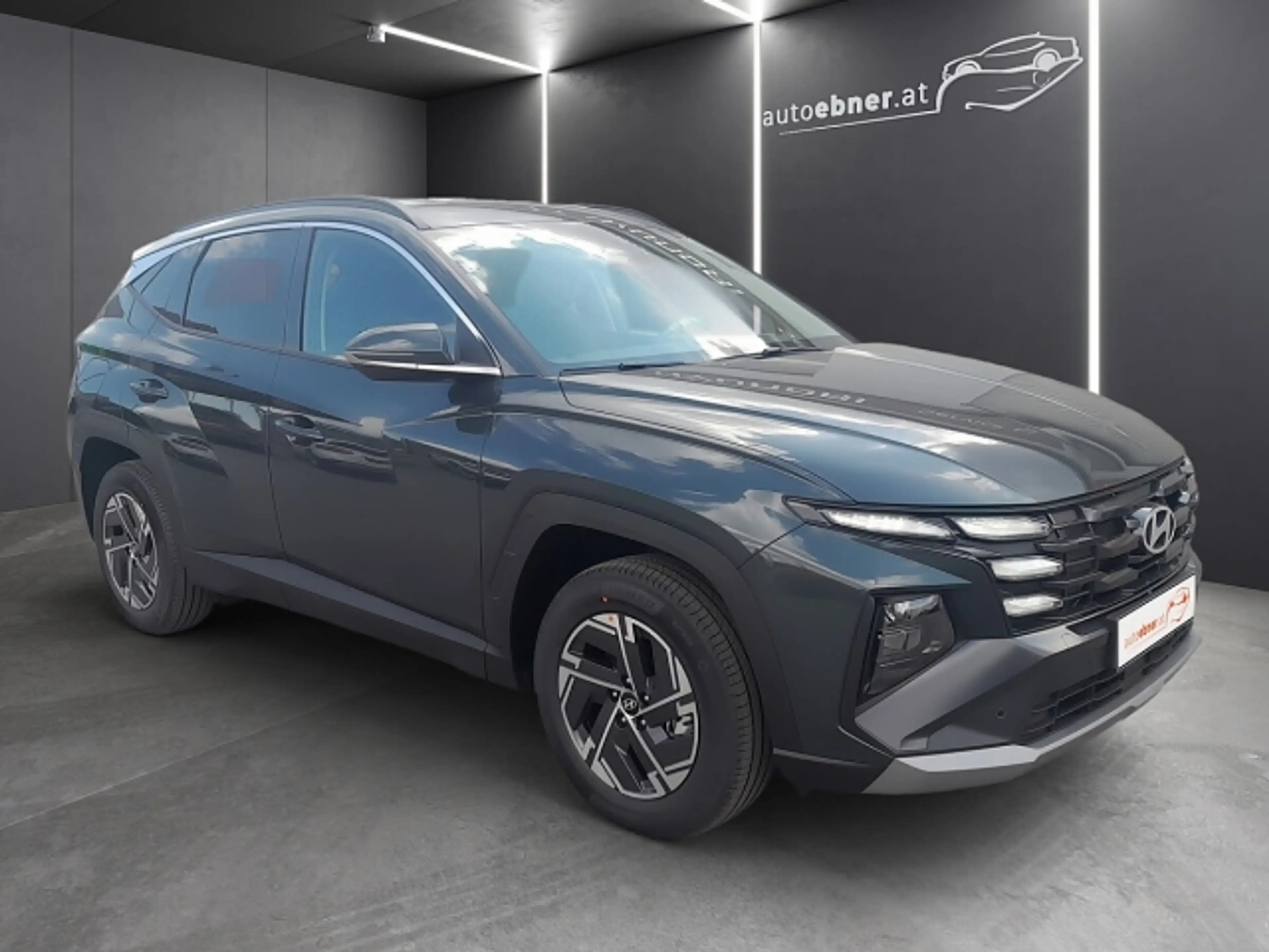 Hyundai TUCSON Tucson 1,6 T-GDI Jubile 1,6 T-GDi PHEV 4WD NAVI+R
