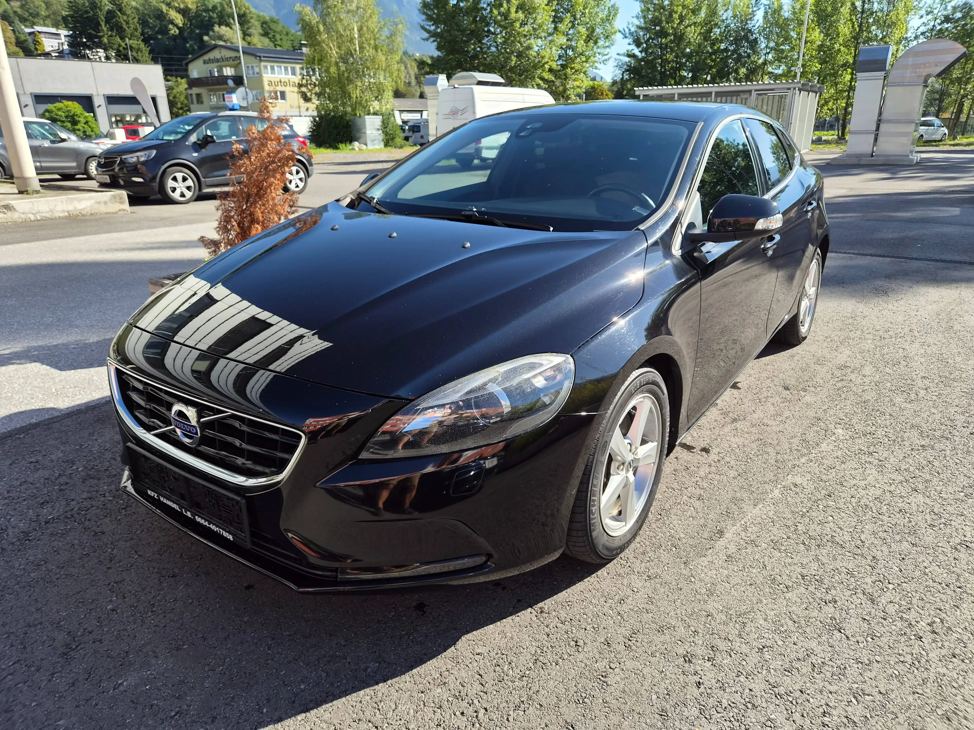 Volvo V40 Kinetic — photo 6