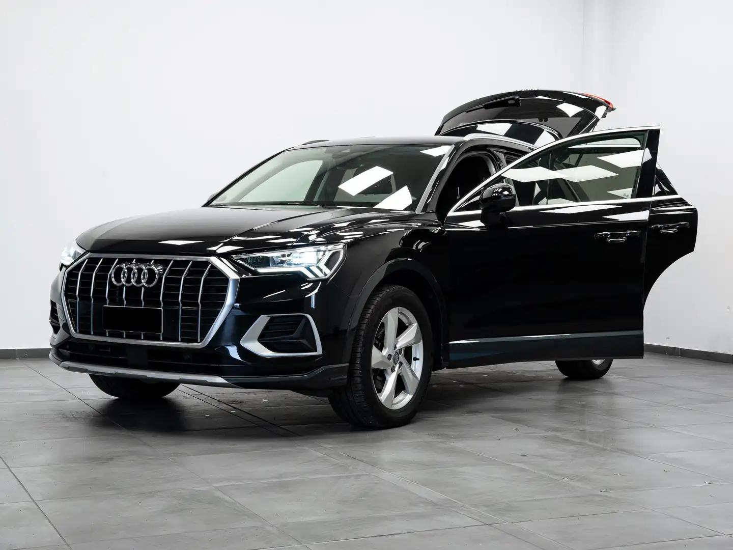 Audi Q3 35TFSI S-TRONIC S-LINE EDITION Schwarz - 2
