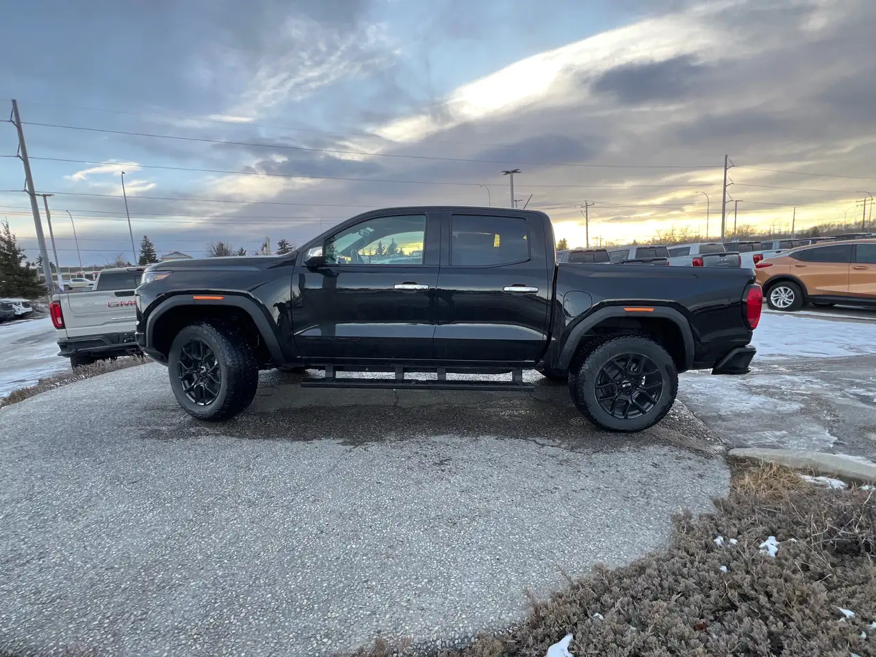 GMC Canyon снимка GMC Canyon