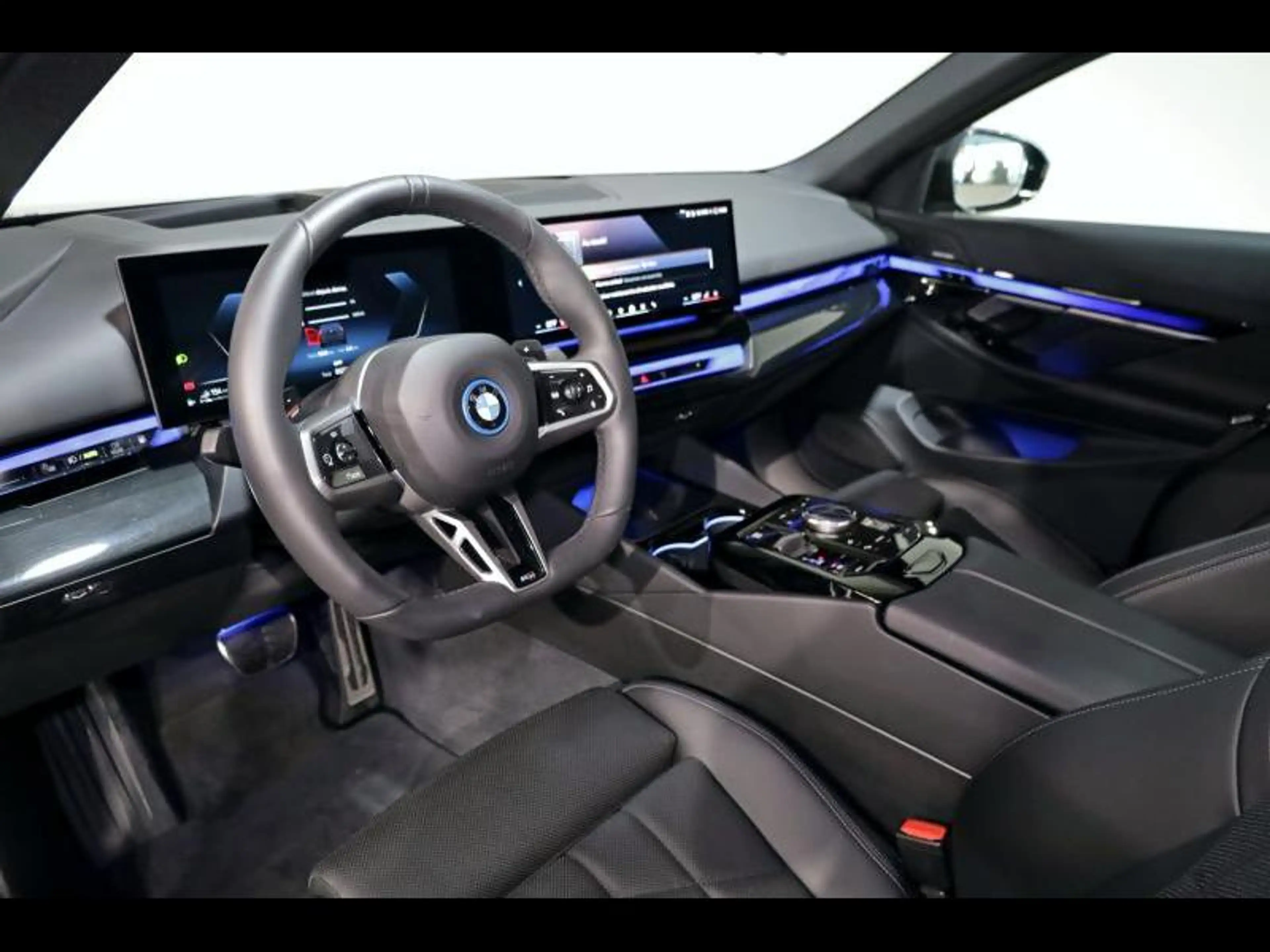 BMW 530 e Berline Kit M Sport 530e Berline — photo 6