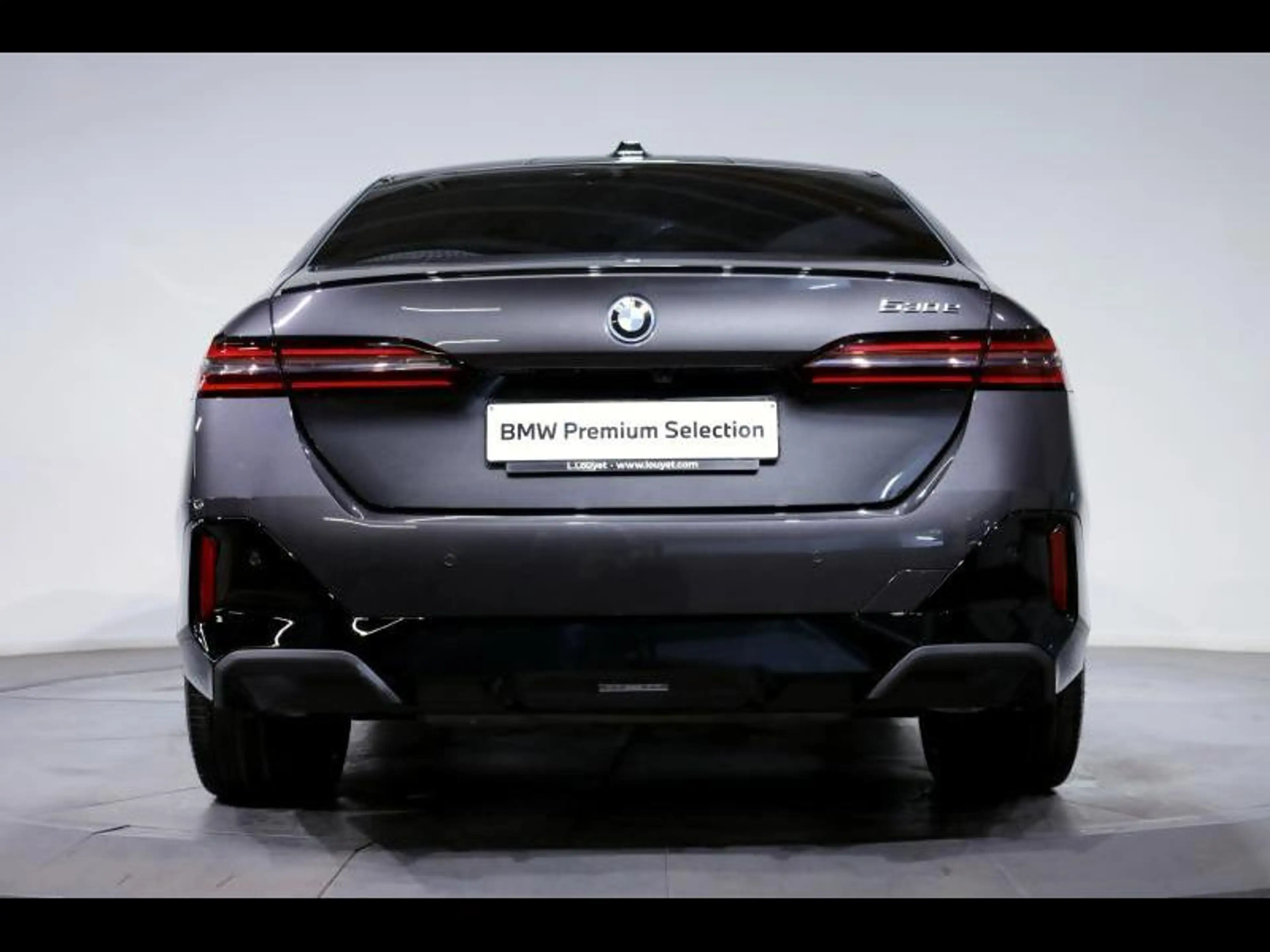 BMW 530 e Berline Kit M Sport 530e Berline — photo 4