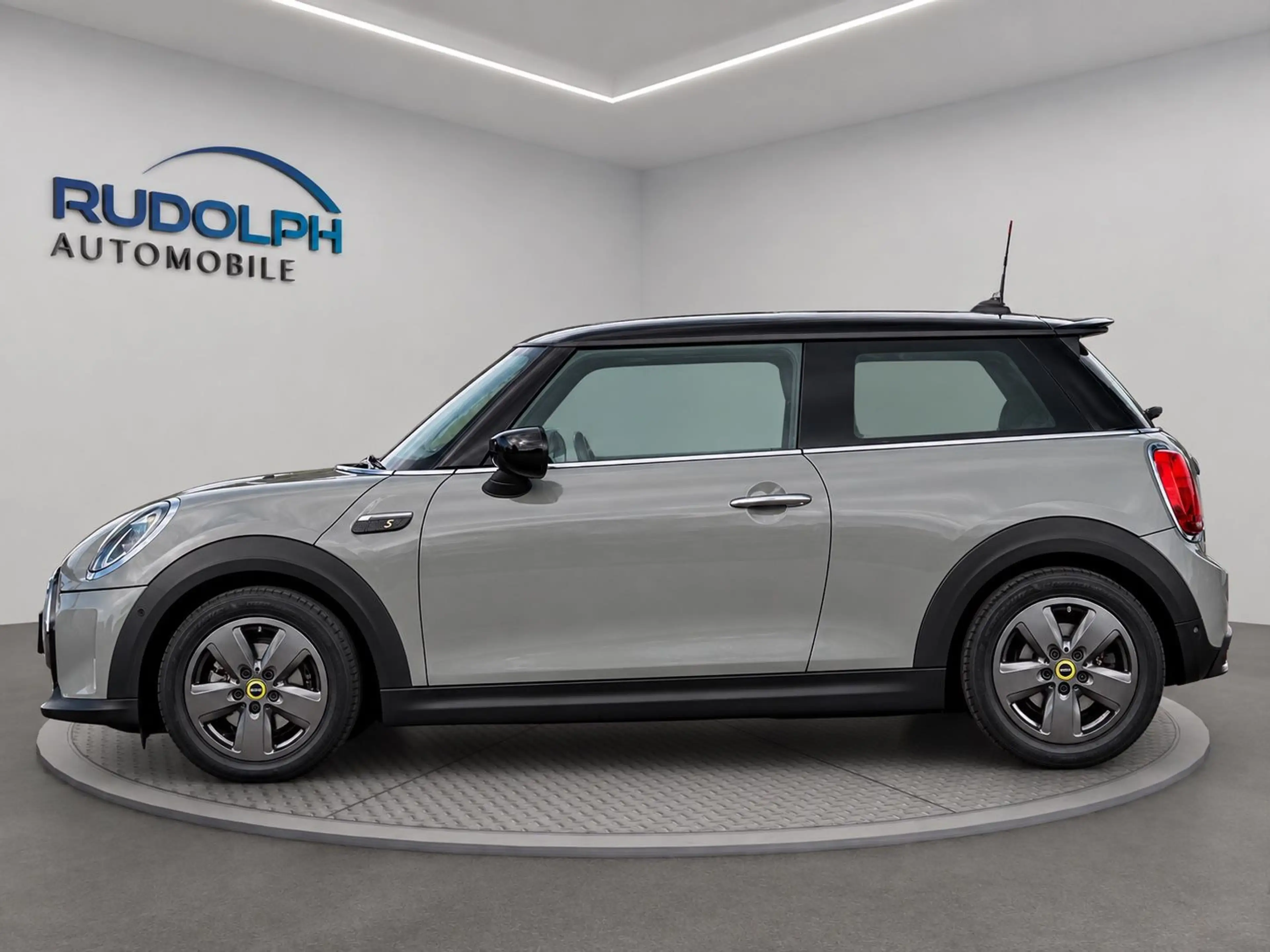 MINI Cooper SE PANORAMADACH NAVI PDC SoH TÜV GARANTIE — photo 4