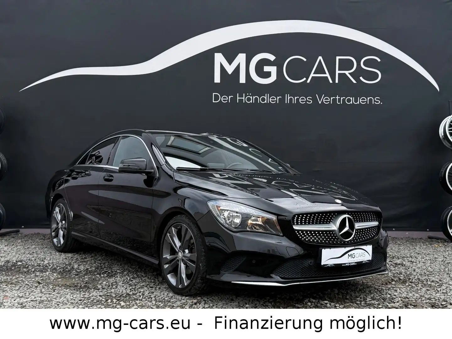 Mercedes-Benz CLA 200 Coupe~Urban-Sport~Automatik~Navi~SHZ~Top Schwarz - 2