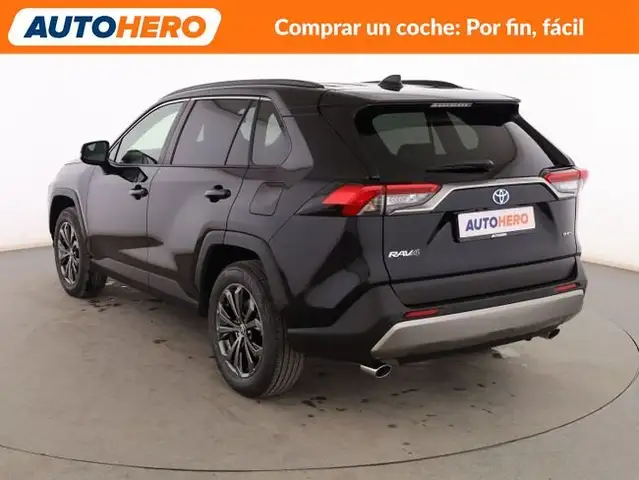 Toyota Rav4 view 4