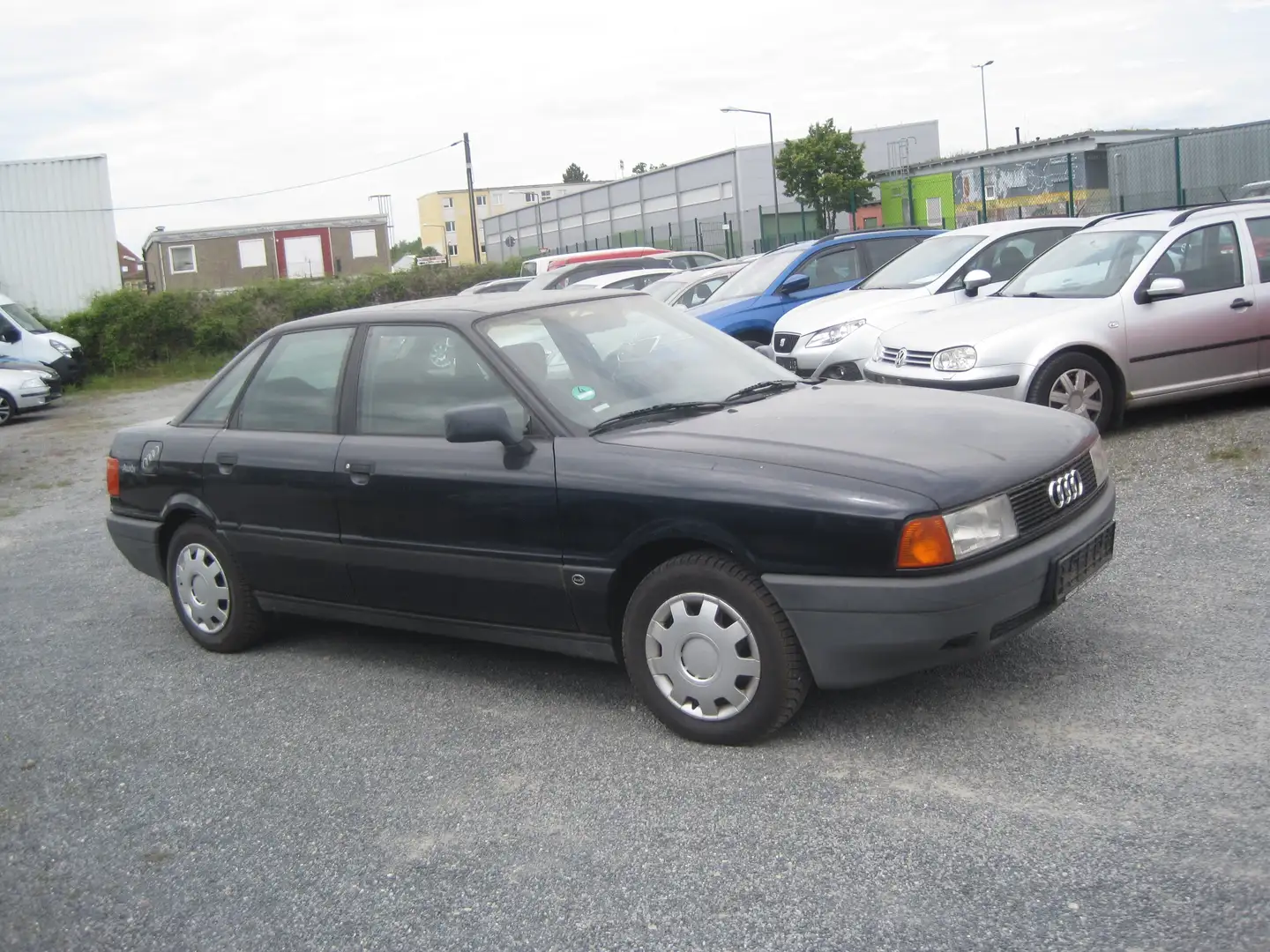 Audi 80 1.8 ,,TÜV 11/2025 , Oldtimer Negru - 1