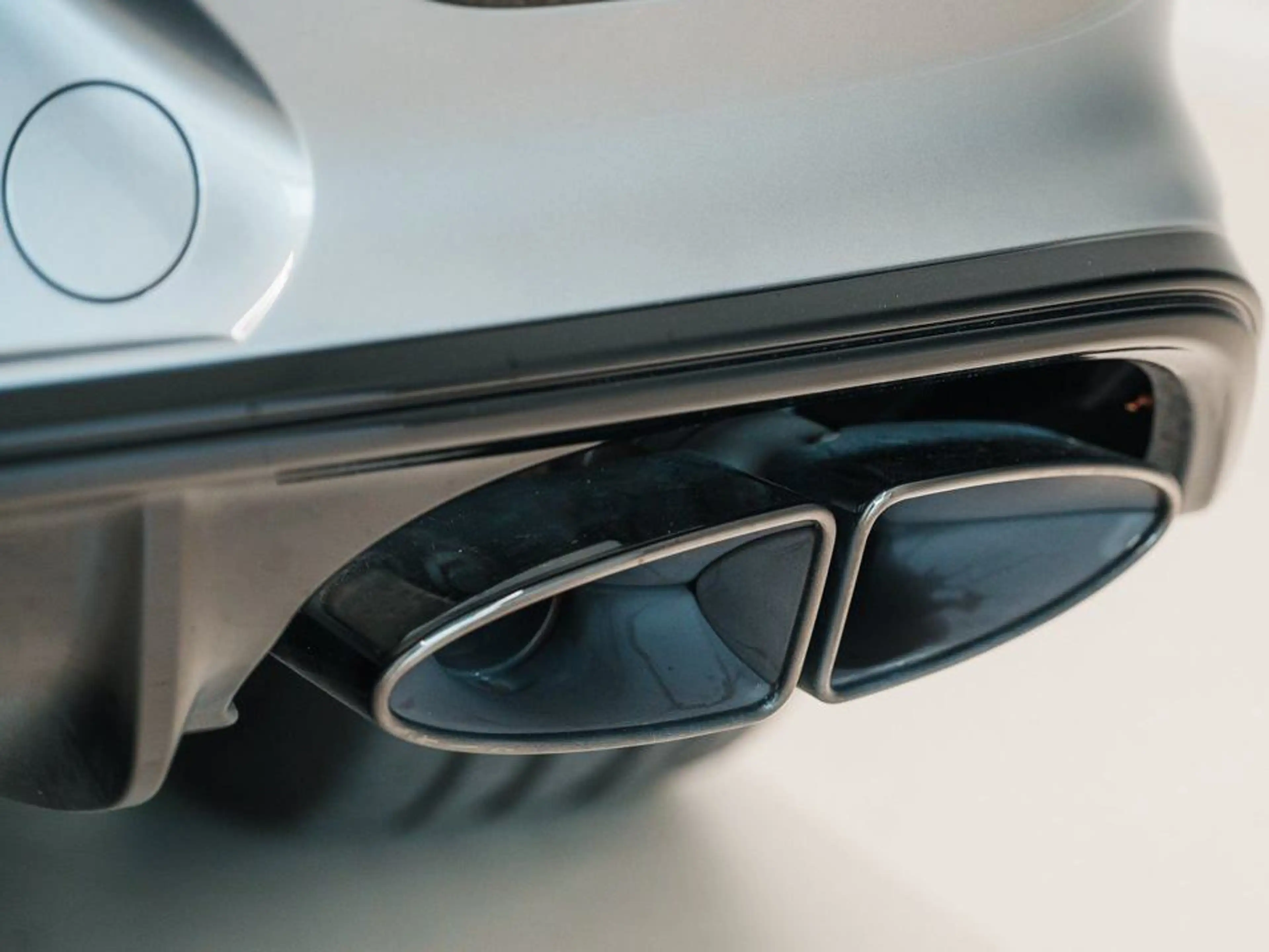 Bentley Bentayga 3.0 Turbo V6 PHEV S — photo 12