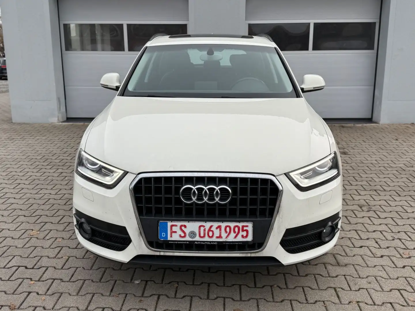 Audi Q3 1.4 TFSI 1. Hand I Garantie I Navi Blanc - 2