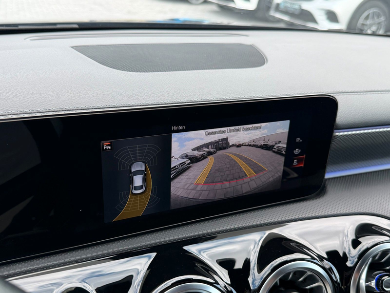 Mercedes-Benz CLA 180 *Widescreen*Ambiente*KAMERA*NAVI*LED*SHZ — photo 13