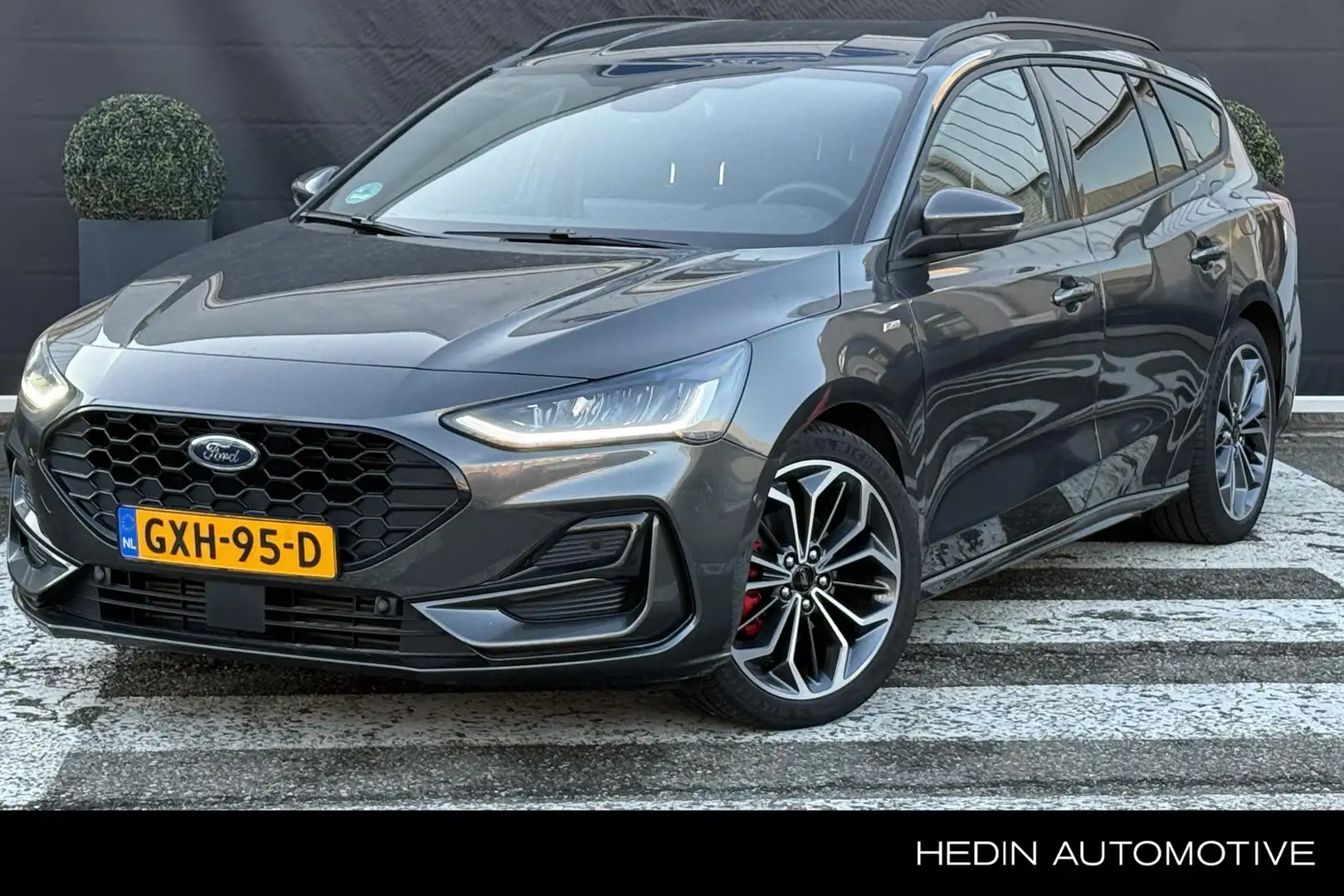 Ford Focus Wagon 1.0 EcoBoost Hybrid ST Line X DRIVER PACK | Gris - 1