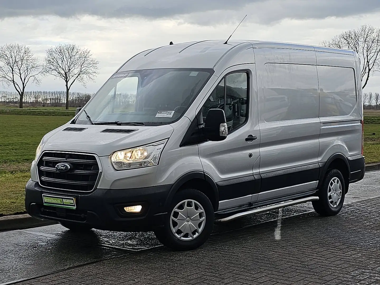 Ford Transit 350 AC AUTOMAAT EURO6 Zilver - 2