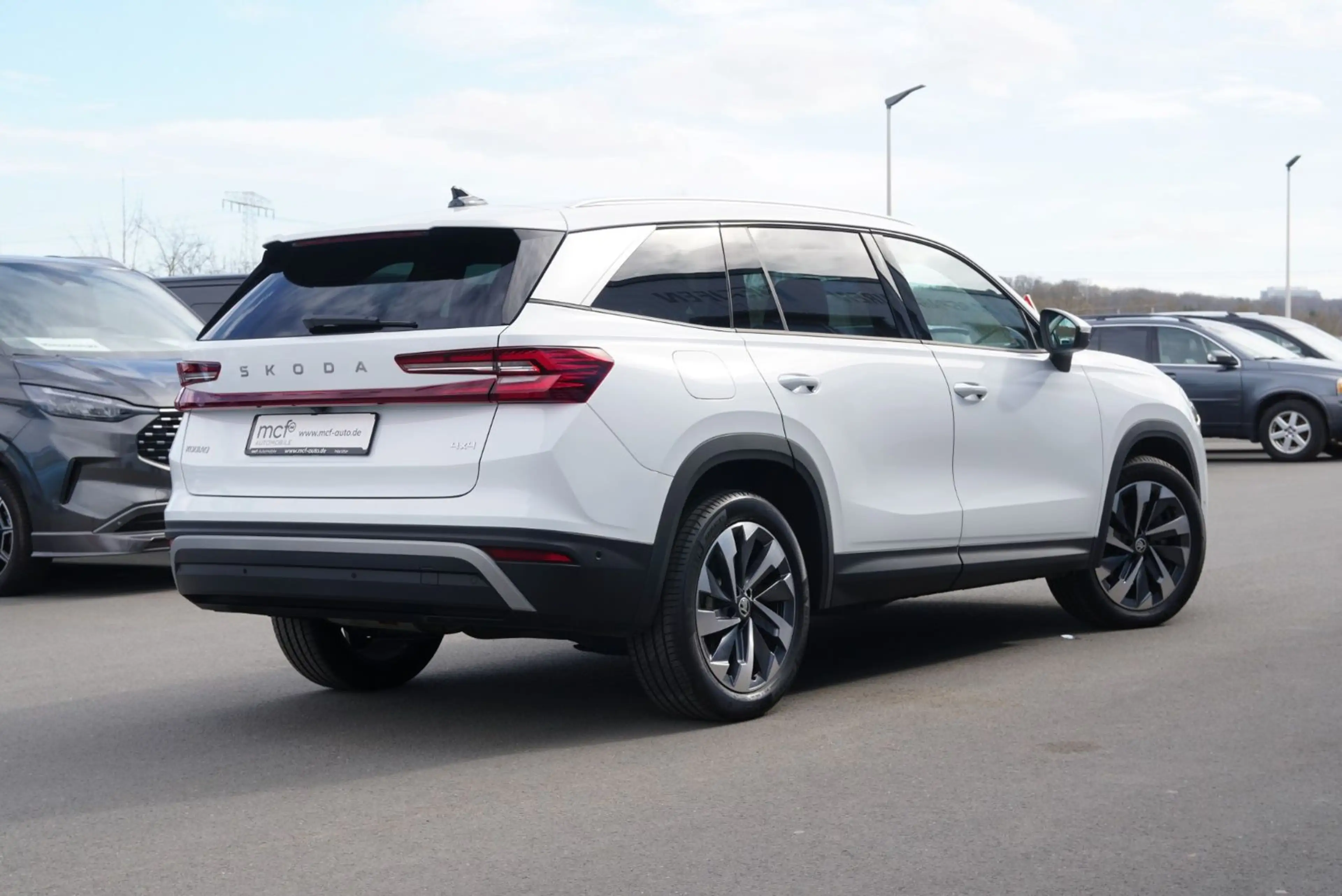 Skoda Kodiaq 2.0 TDI 4x4 *Leder*Matrix*ACC*360°*HUD* — photo 5