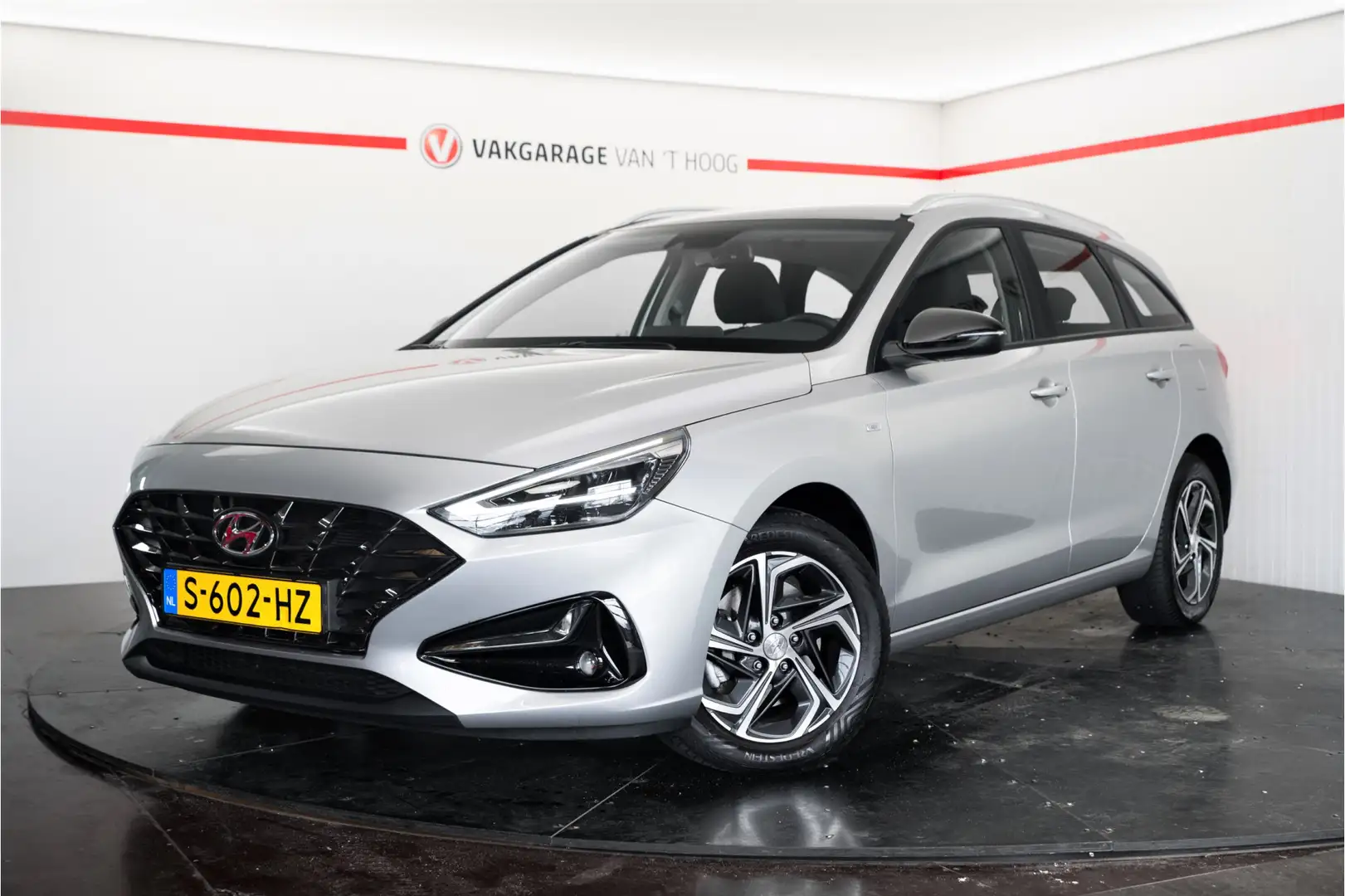 Hyundai i30 Wagon 1.0 T-GDi MHEV Comfort Smart Gris - 2
