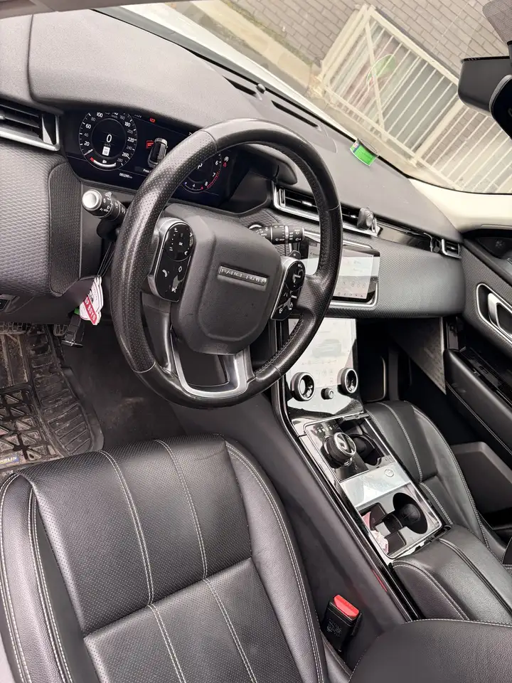 Land Rover Range Rover Velar снимка Land Rover Range Rover Velar