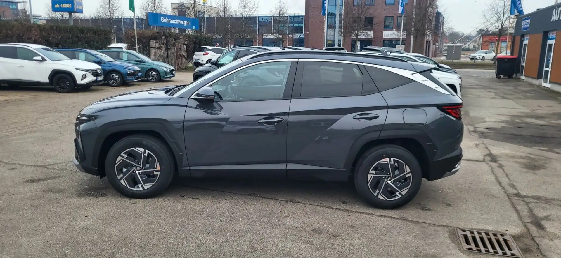 Hyundai TUCSON 1.6 T-GDI 48V DCT Family Grau - 2