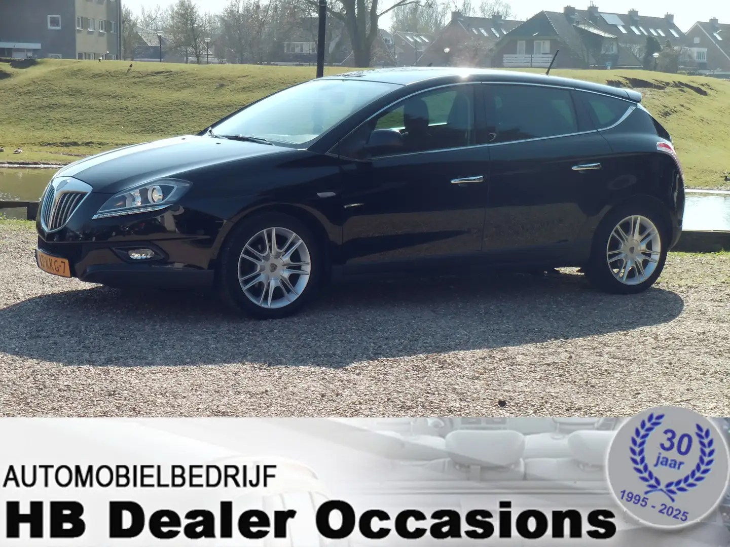 Lancia Delta 1.4-16V Oro - Airco - Navigatie - 6 Bak Negro - 1