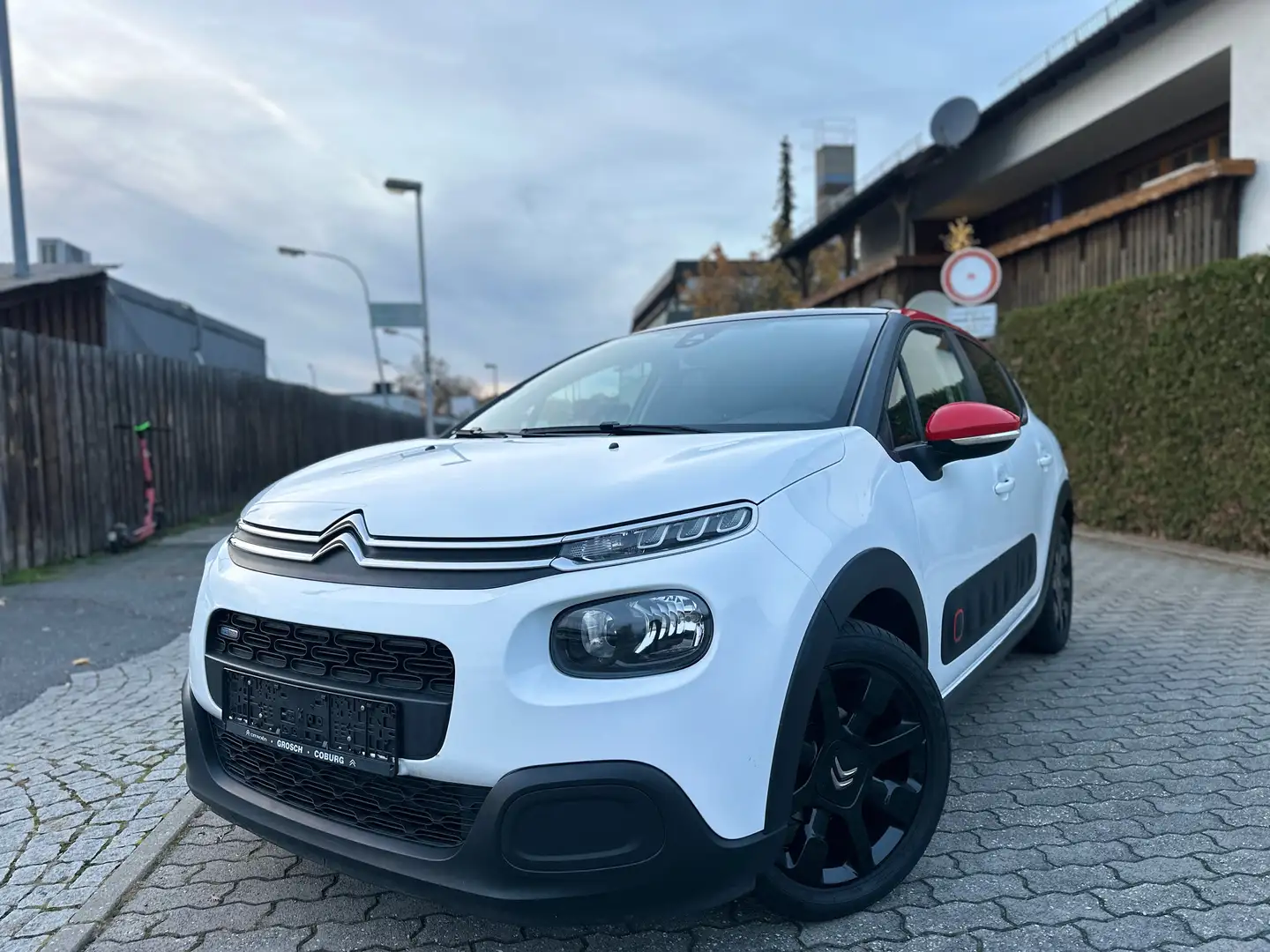 Citroen C3 Puretech Feel*Klima*Pano*PDC*Spur-HA*LED* Blanco - 1