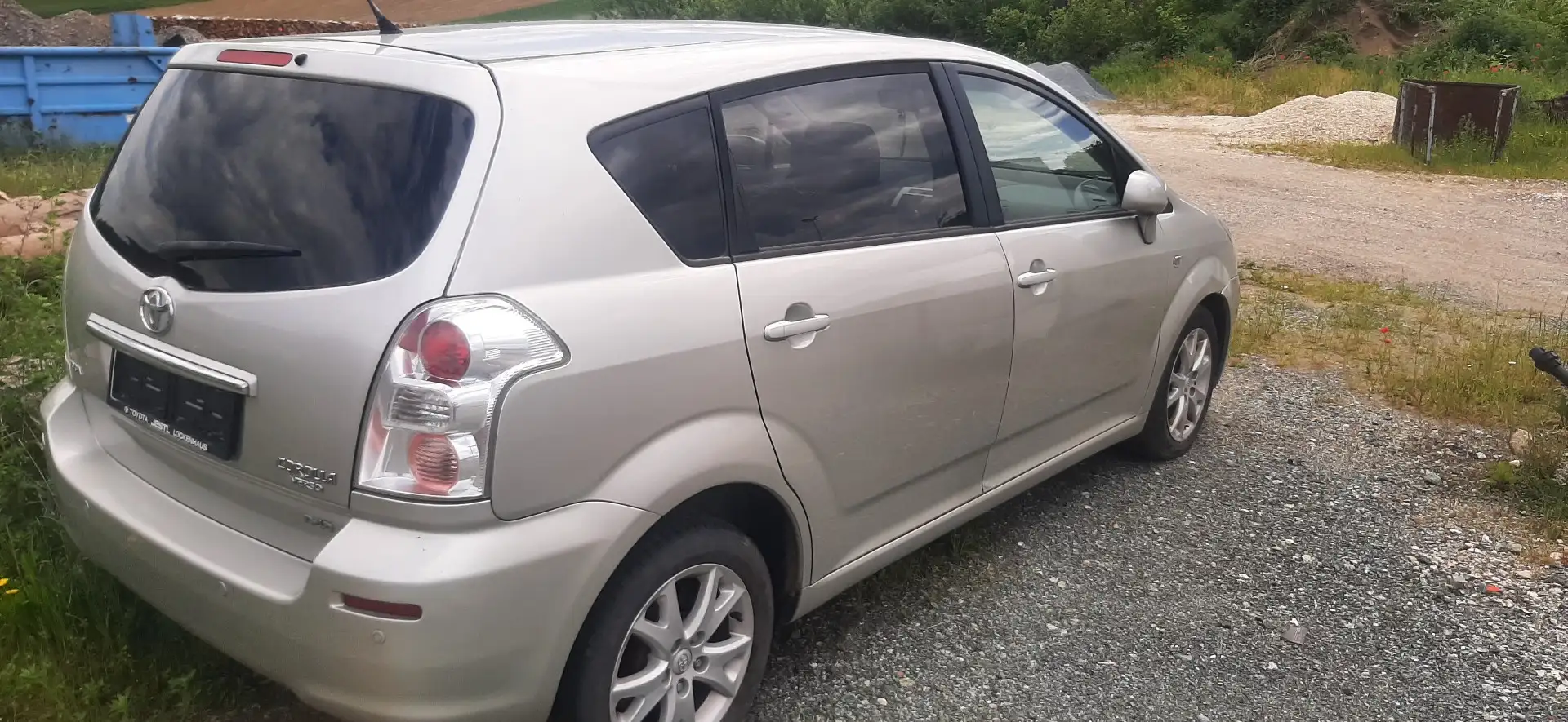 Toyota Corolla Verso 2,2 D-4D 135 Austria DPF - 1