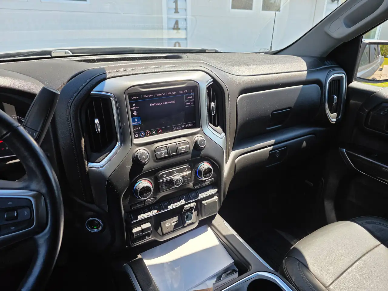Chevrolet Silverado 1500 снимка Chevrolet Silverado 1500