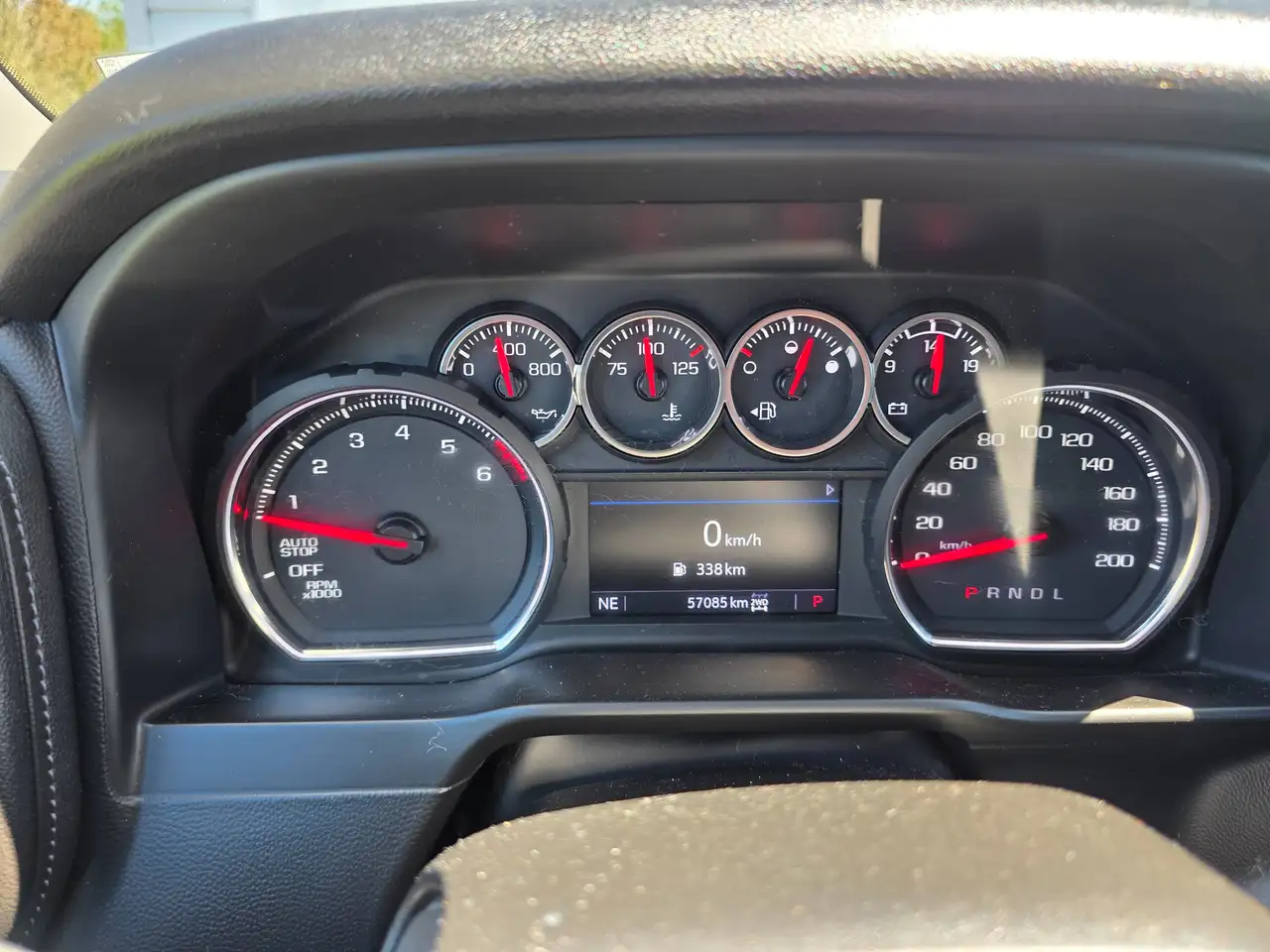 Chevrolet Silverado 1500 снимка Chevrolet Silverado 1500