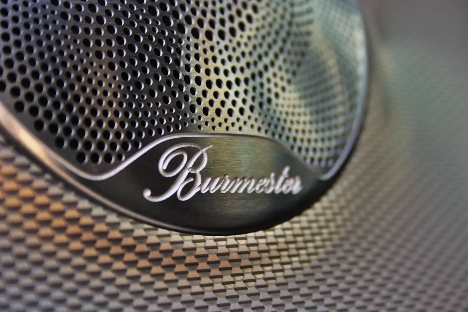 Mercedes-Benz E 220 AMG - Packet / 194PS / 2. Besitz / BURMESTER Sound / Unfallfrei / Pi.12/2026 ! Silber - 2