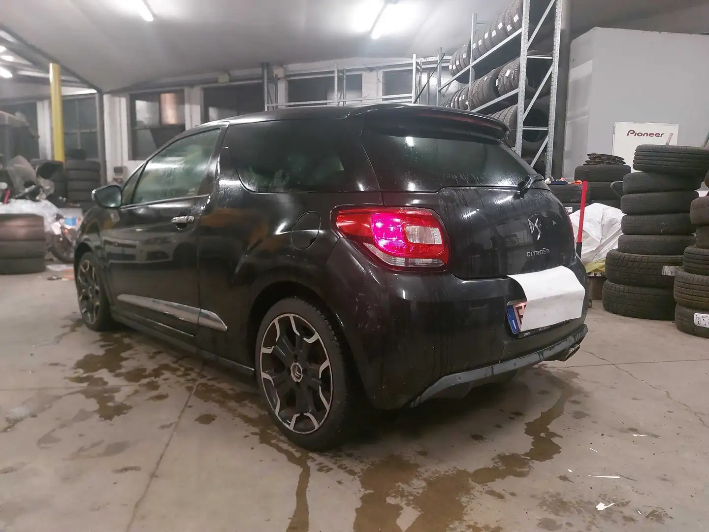 Citroen DS3 1.6 hdi Sport Chic 112cv - 2