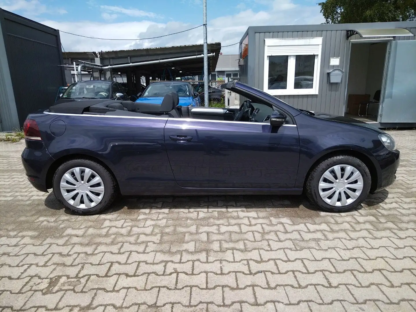 Volkswagen Golf VI Cabriolet 1.6 TDI+GARANTIE+KLIMA+SHZ+PDC Violett - 2