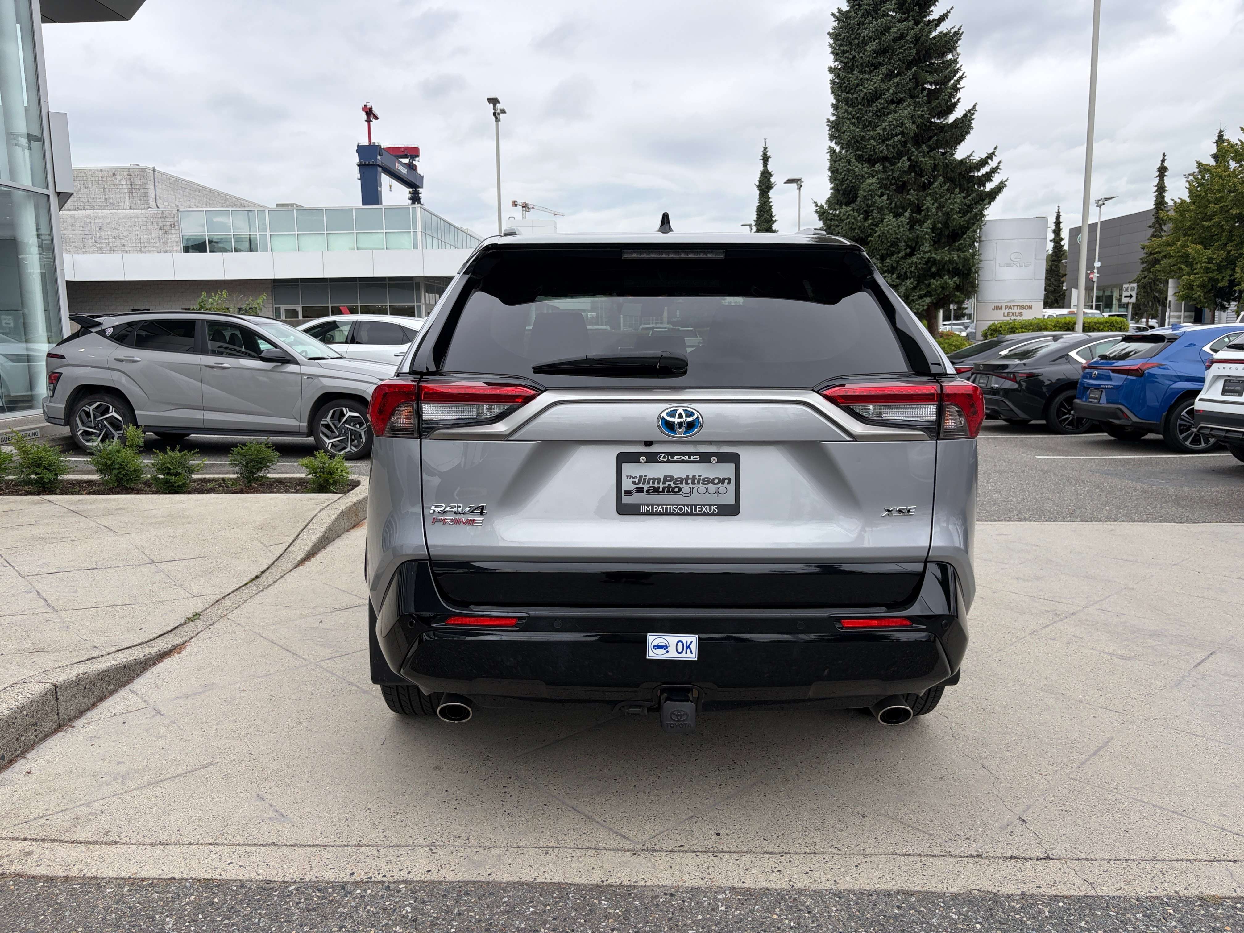 2021 Toyota RAV4 XSE AWD / XSE Premium Technology / Plugin / Town C — снимка 1