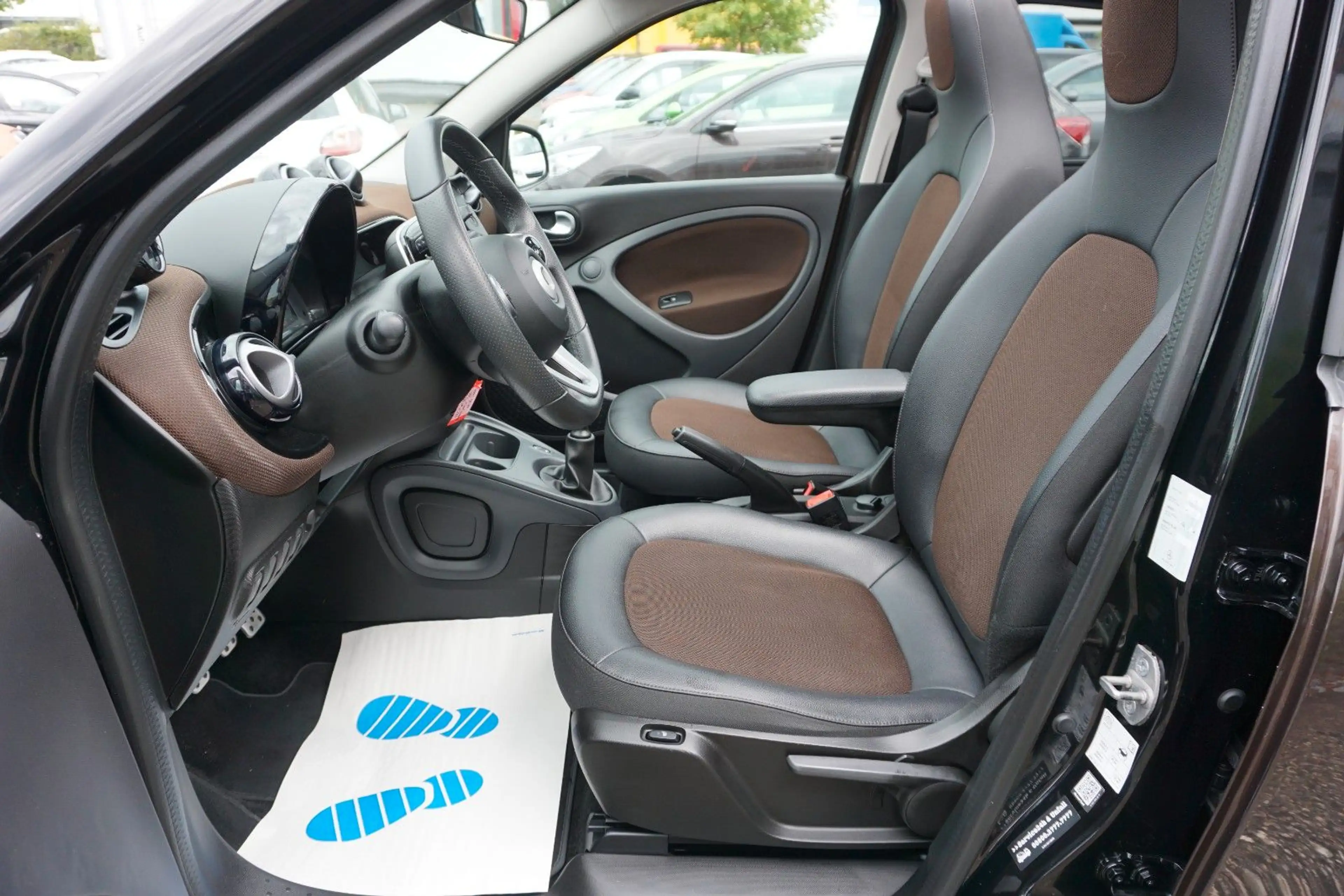 smart forFour forfour Perfect 90PS Faltdach*Sitzheizung*PDC* — photo 4