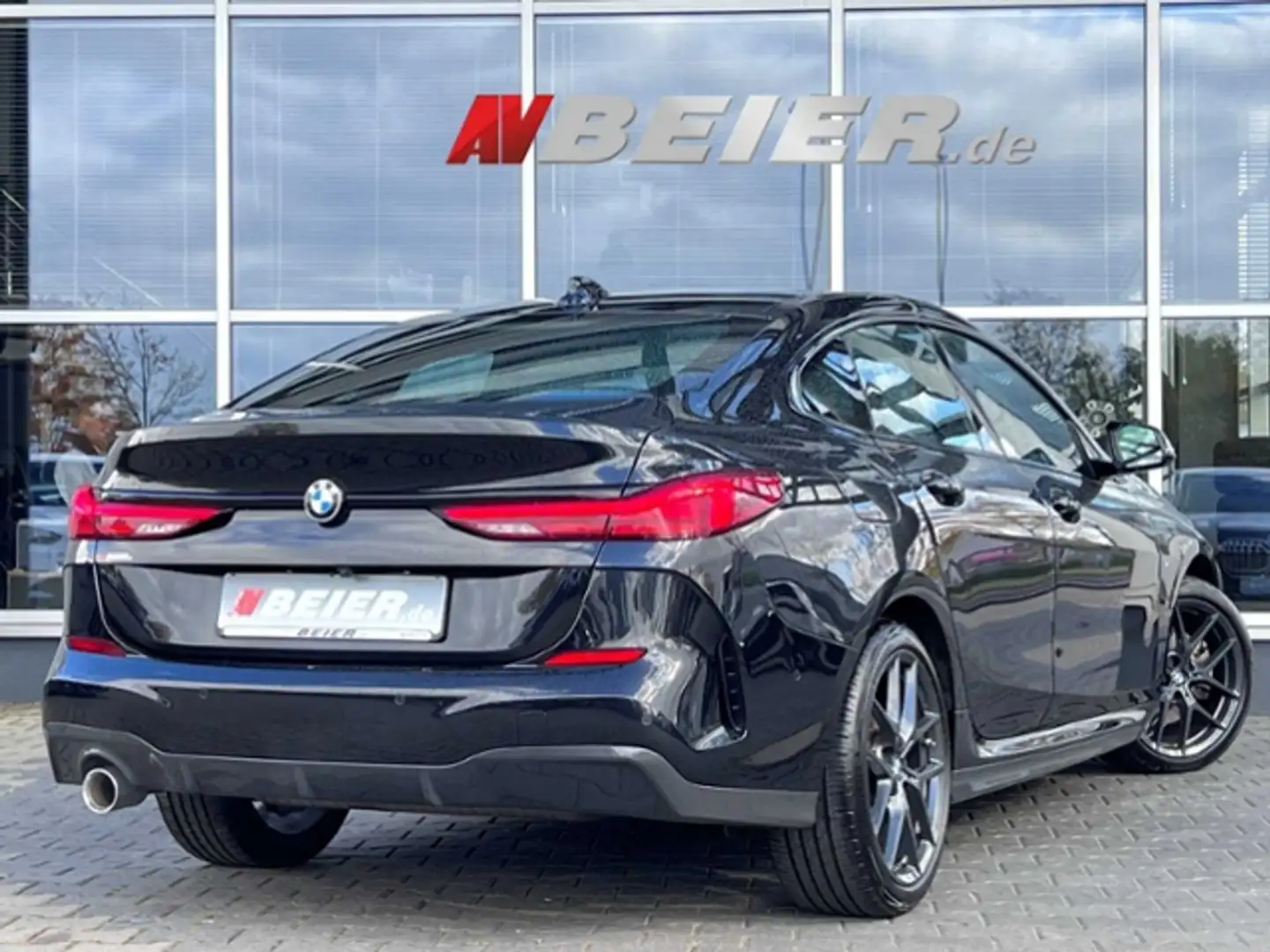 BMW 218 i M Sport ACC 18 Zoll adap.LED beheiztLenkradGran Zwart - 2