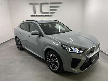 xDrive30 66,5kWh, M Paket, Iconic Glow, HUD,